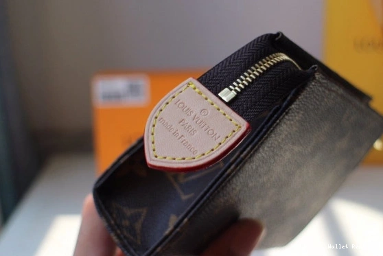Affordable 15 LOUIS POUCH VUITTON TOILETRY 0822